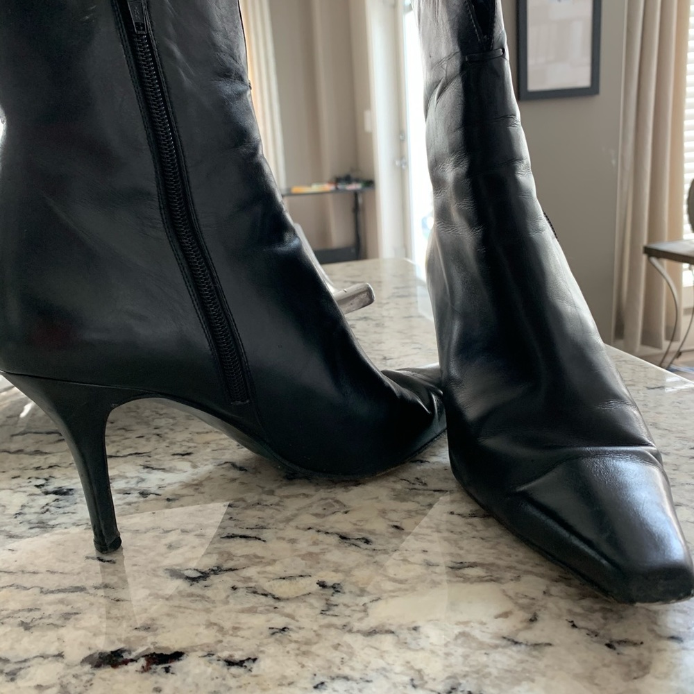 Stuart Weitzman Black ankle boot